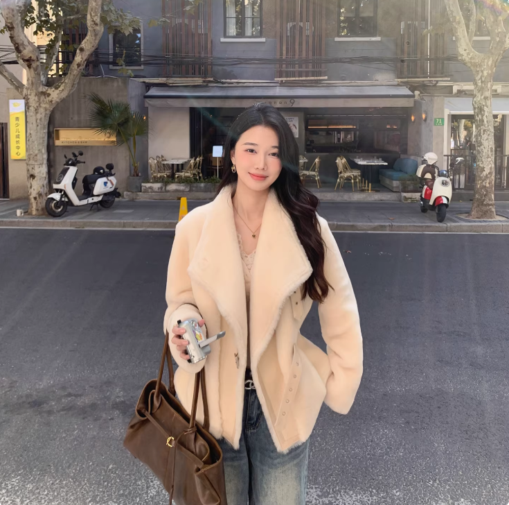 寻述2025冬新美利奴羊毛皮毛一体女短款冬新款皮草外套廓形年轻